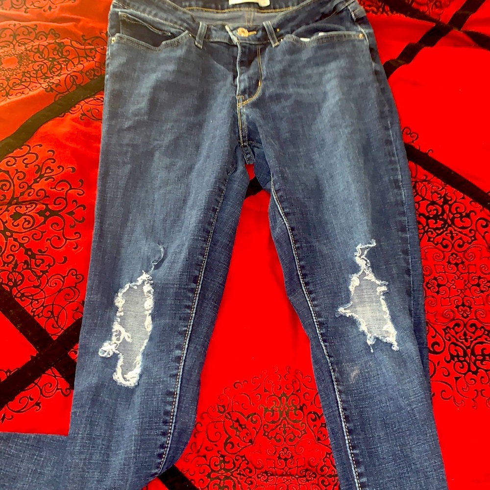 Levi 711 Skinny Jeans